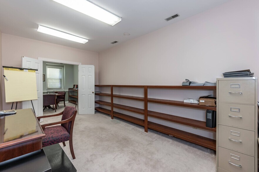 More Photos Of 5854-5862 Faringdon Pl, Raleigh Office For Lease