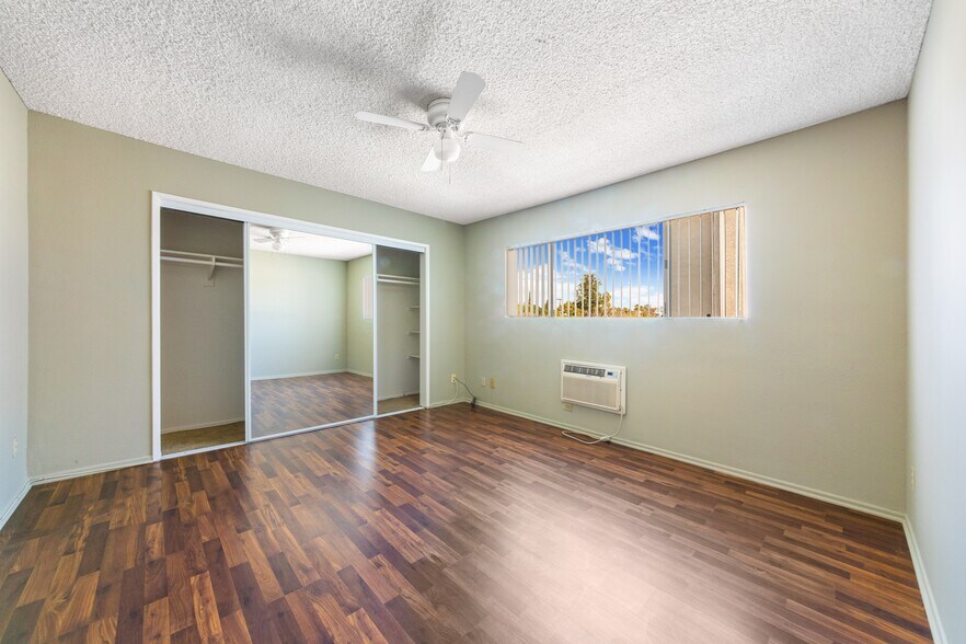 More Photos Of 13951 Moorpark St, Sherman Oaks Apartments For Sale
