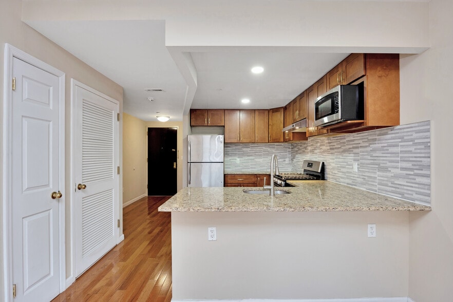 More Photos Of 172-18 Jamaica Ave, Jamaica Apartments For Sale