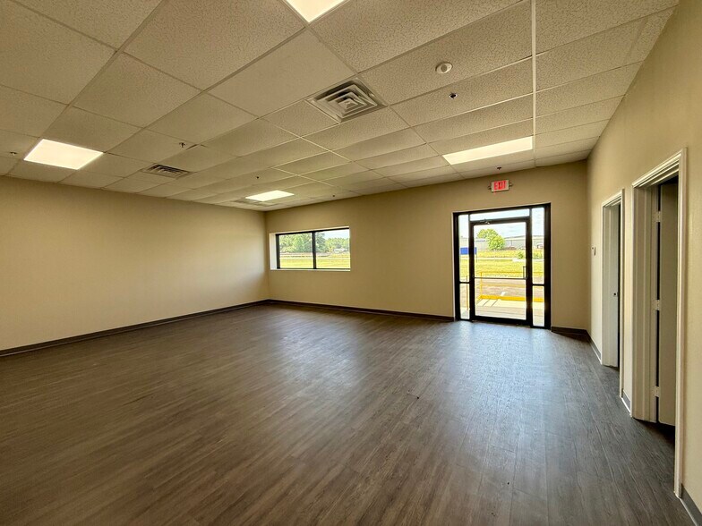 More Photos Of 13343 Interstate 20 E, Tyler Warehouse For Lease