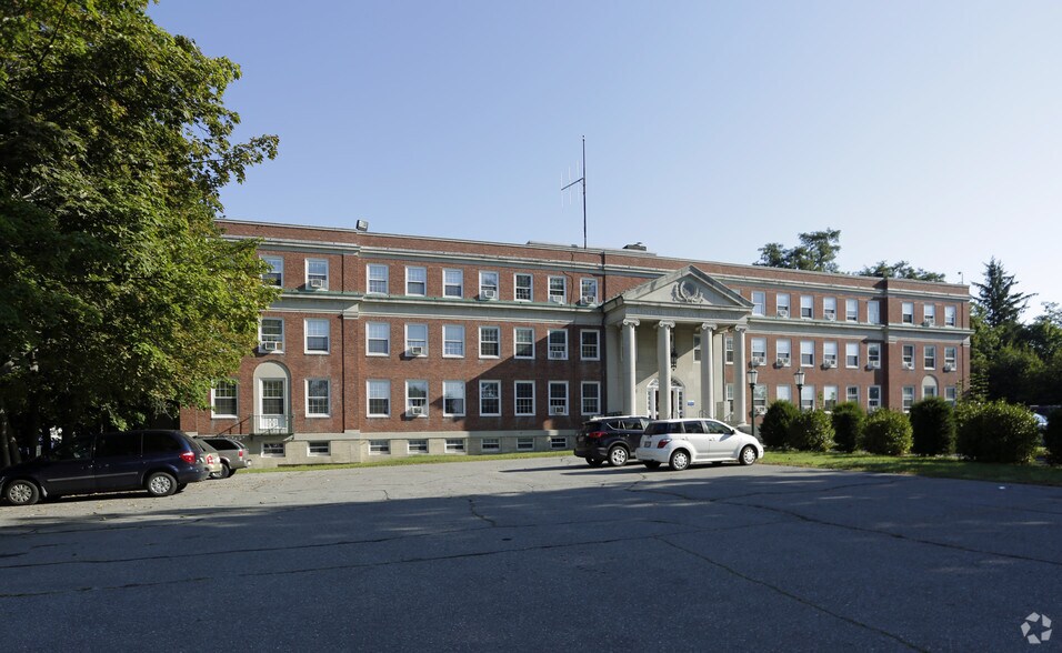 More Photos Of 9 Green St, Augusta Office For Lease