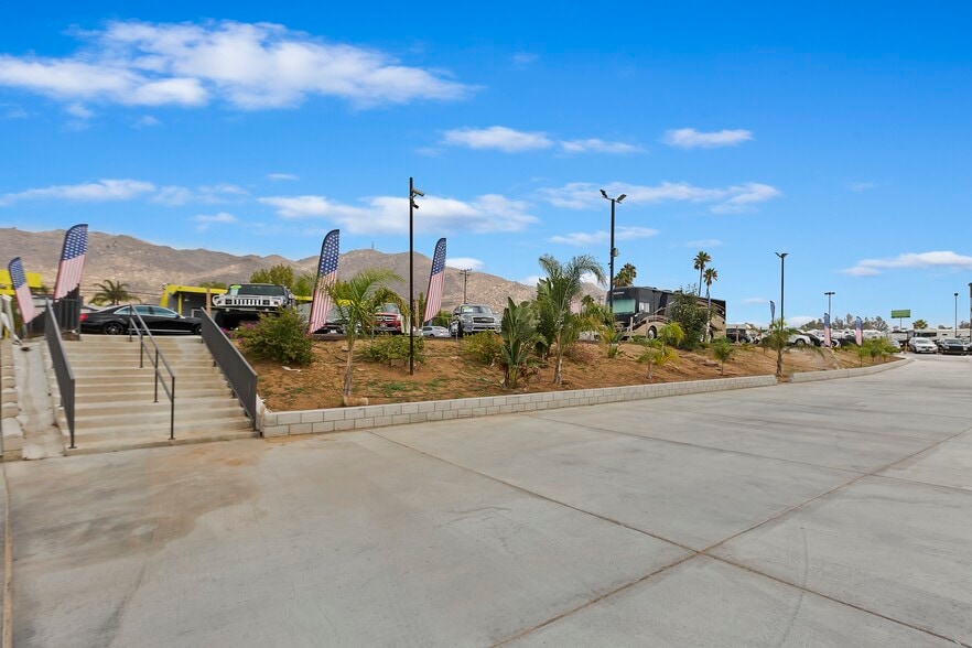 More Photos Of 21115 Box Springs Rd, Moreno Valley Auto Dealership For Sale