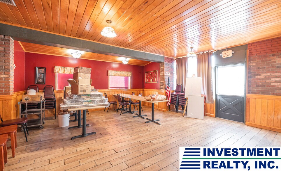 More Photos Of 1049 Kingshighway St, Rolla Restaurant For Sale