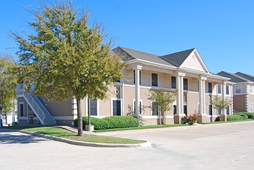 More Photos Of 315 S Jupiter Rd, Allen Office For Lease