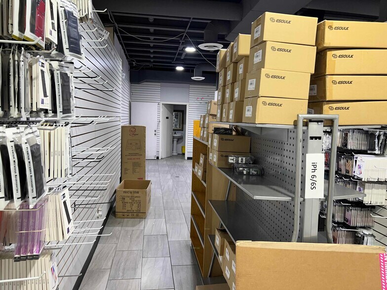 More Photos Of 3051 E Thomas Rd, Phoenix Freestanding For Sale