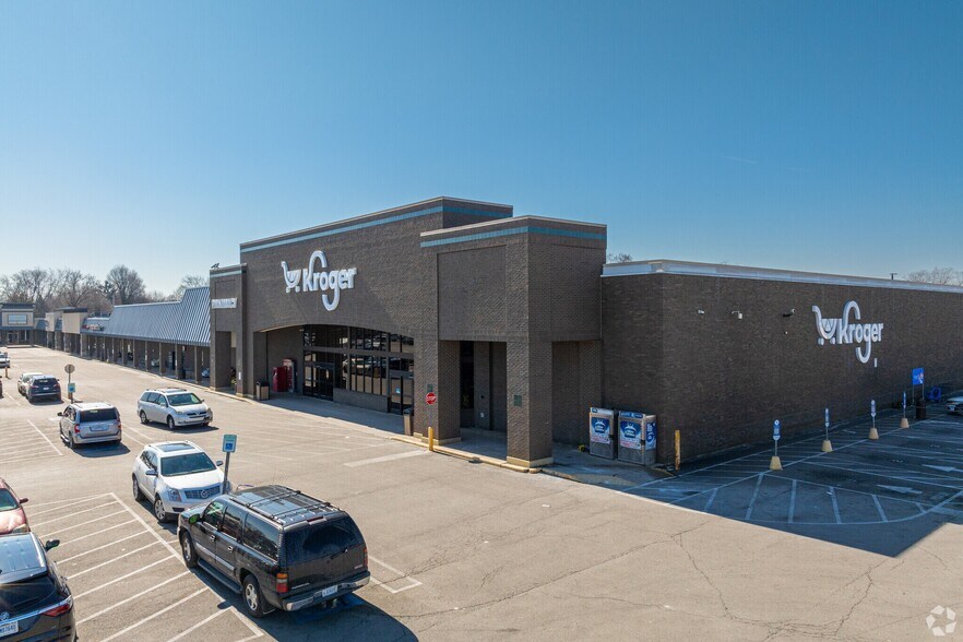 Primary Photo Of Brookwood Dr @ US 30, New Haven Unknown For Lease