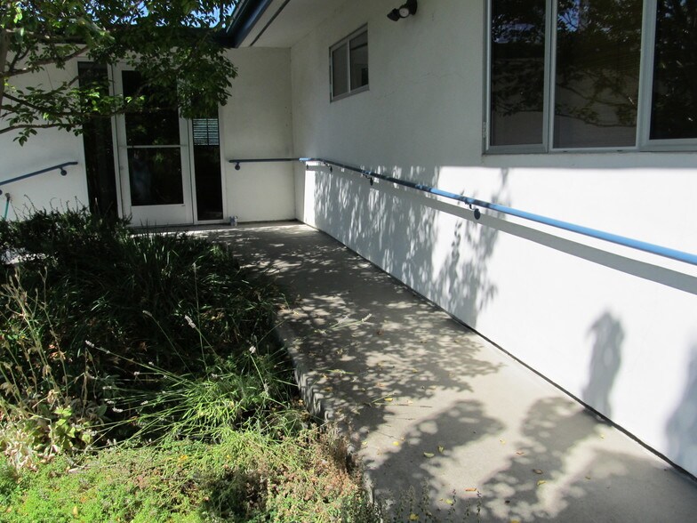 More Photos Of 111 Margaret Ln, Grass Valley Office For Sale