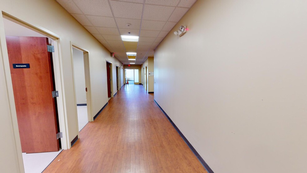 More Photos Of 1720-1790 W Golf Rd, Mount Prospect Unknown For Lease