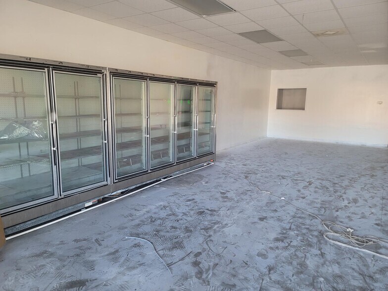 More Photos Of 337 West Ave, Cedartown Storefront For Sale