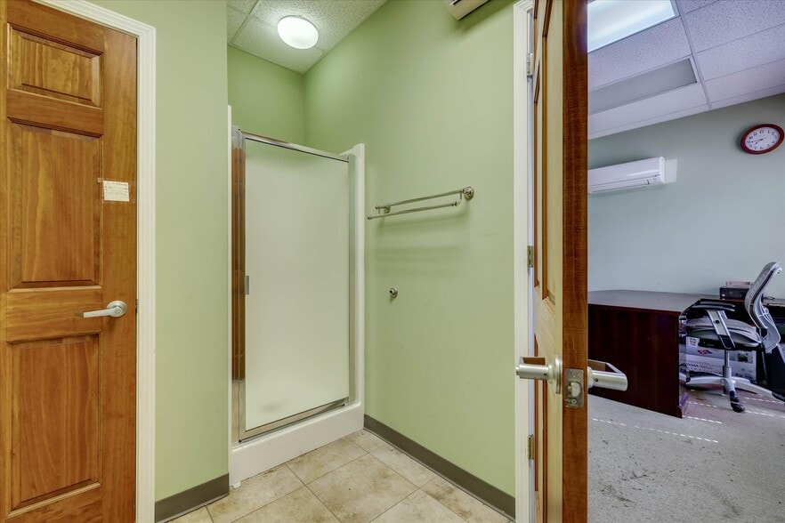 More Photos Of 1466 Columbia Hwy N, Aiken Medical For Sale