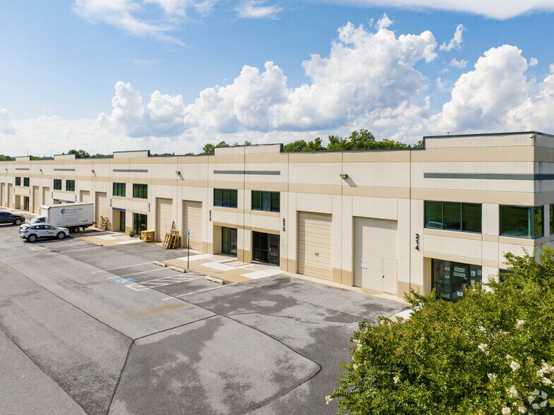 More Photos Of 7410 Coca Cola Dr, Hanover Research And Development For Lease