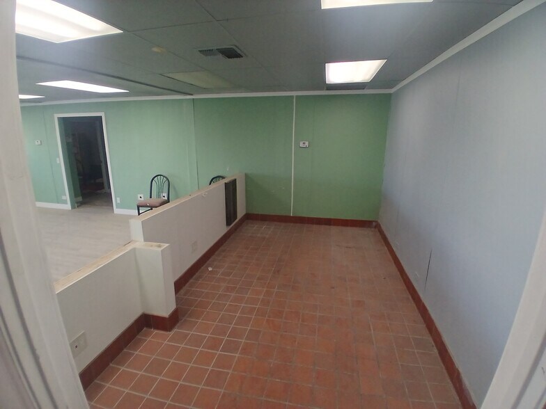 More Photos Of 32733 Highway 18, Lucerne Valley Freestanding For Lease