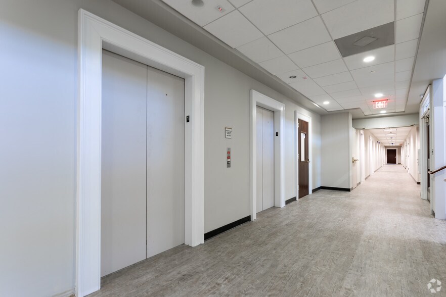 More Photos Of 146 Fairchild St, Charleston Office For Lease