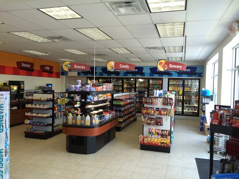 More Photos Of 2506 Lincoln Hwy, Trevose Service Station For Sale