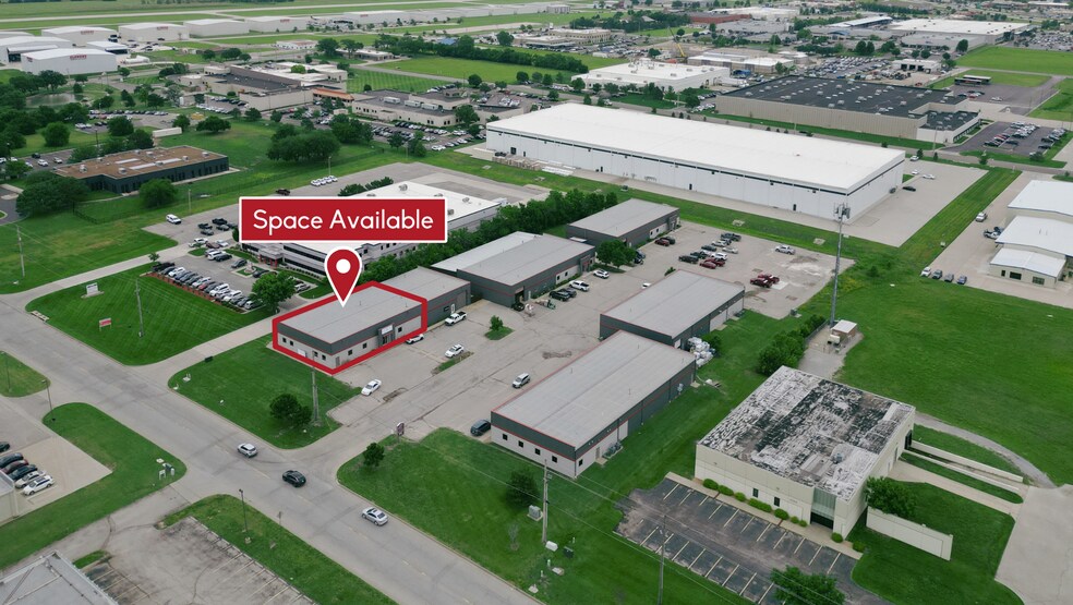 More Photos Of 9127 E 37th St, Wichita Warehouse For Lease