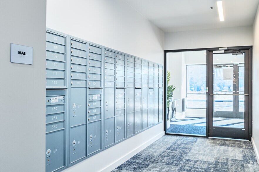 More Photos Of 3800 Park East Dr, Beachwood Apartments For Lease