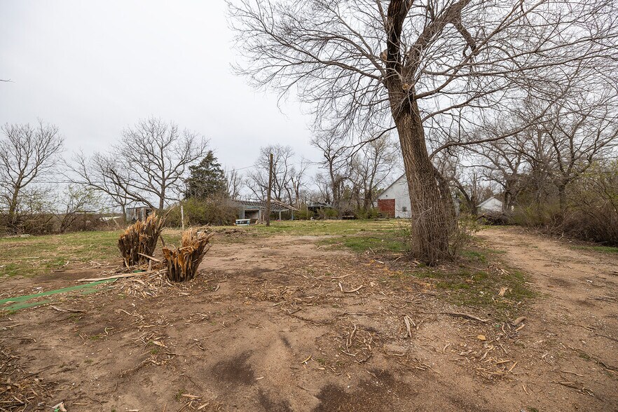 More Photos Of 2216 E Ford St, Valley Center Land For Sale
