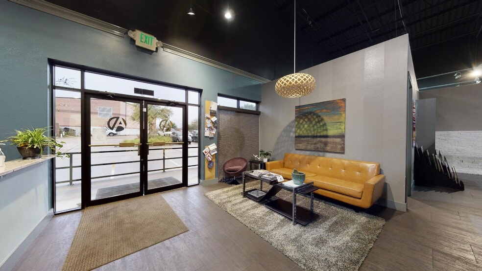 More Photos Of 10321 Burnet Rd, Austin Light Distribution For Lease