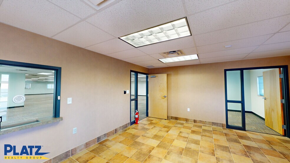 More Photos Of 120 Westchester Dr, Youngstown Office For Lease