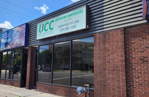 Primary Photo Of 1487-1499 Ouellette Av, Windsor Storefront Retail Office For Lease