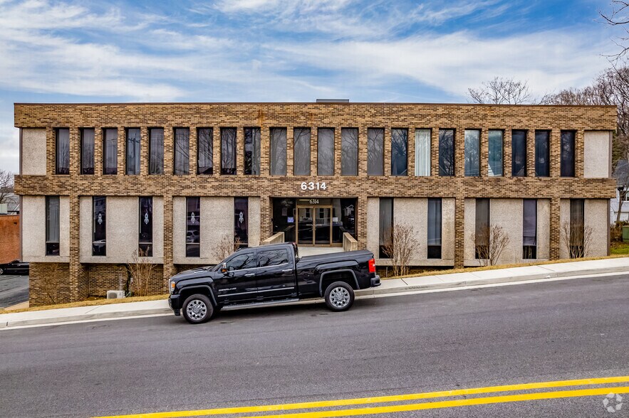 More Photos Of 6314 Windsor Mill Rd, Woodlawn Office For Sale