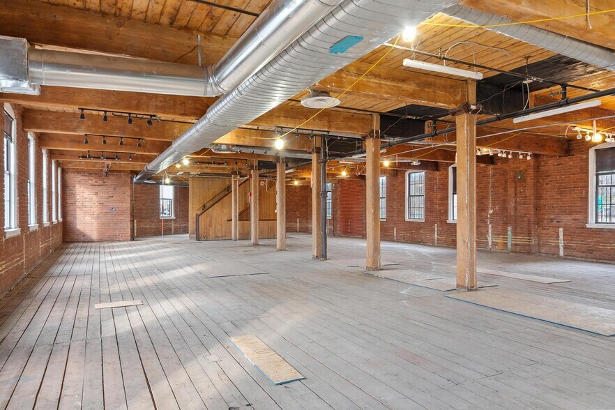 More Photos Of 65 Water St, Worcester Loft Creative Space For Sale