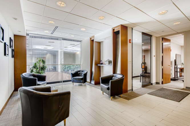 More Photos Of 1755 Park St, Naperville Coworking Space