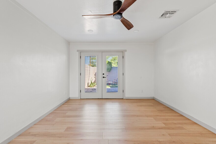 More Photos Of 4034 E Moreland St, Phoenix Multifamily For Sale