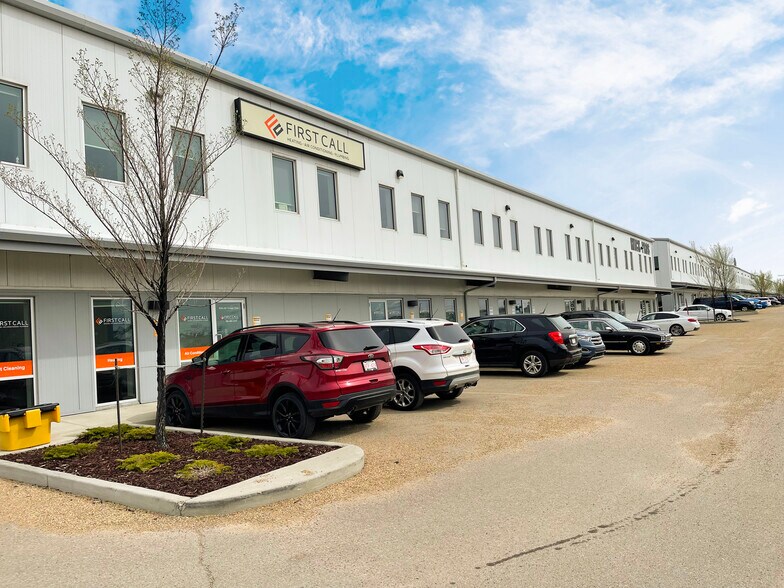 More Photos Of 280 Portage Clos, Sherwood Park Warehouse For Sale