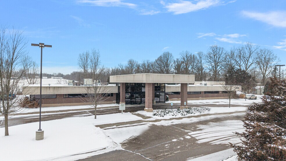 More Photos Of 1794 N Lapeer Rd, Lapeer Medical For Lease