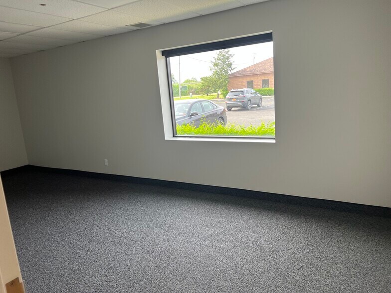 More Photos Of 1775 Baseline Rd, Grand Island Medical For Lease