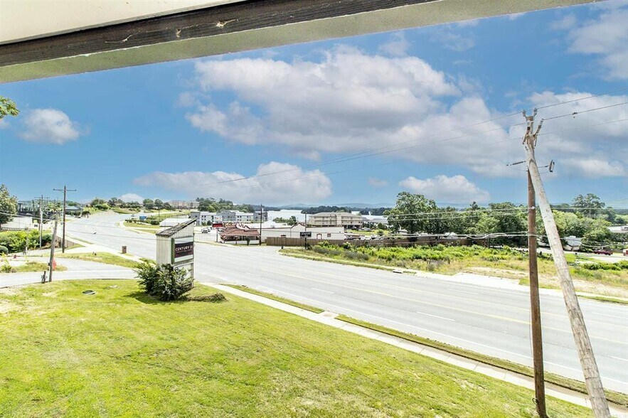 More Photos Of 5380 Central Ave, Hot Springs Office For Sale
