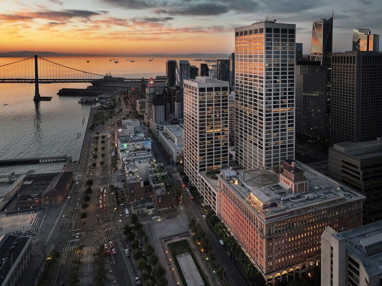 More Photos Of 1 Market St, San Francisco Unknown For Lease