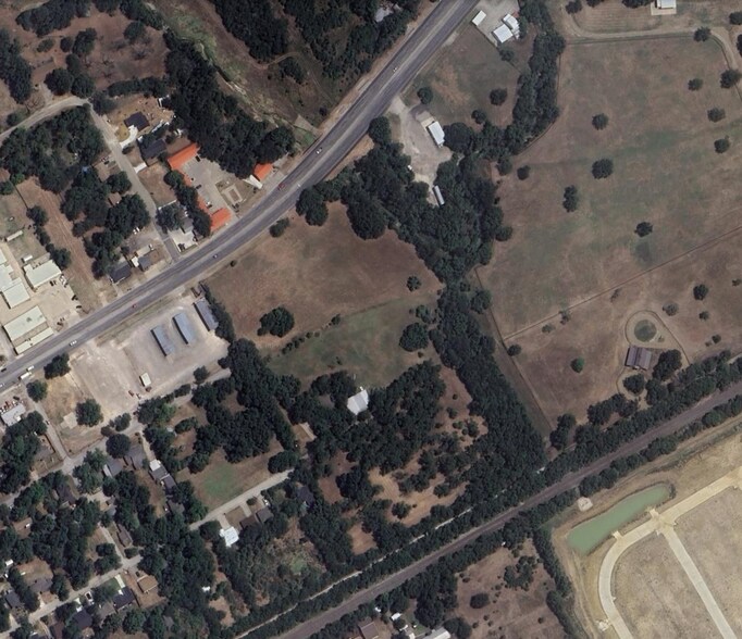 More Photos Of 1412 Henderson St, Cleburne Land For Sale