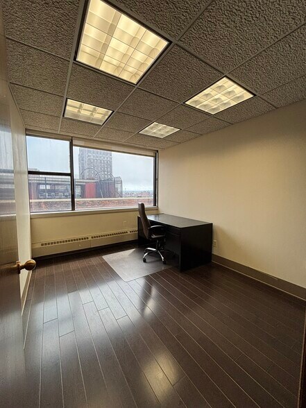 More Photos Of 37 Franklin St, Buffalo Office For Sale