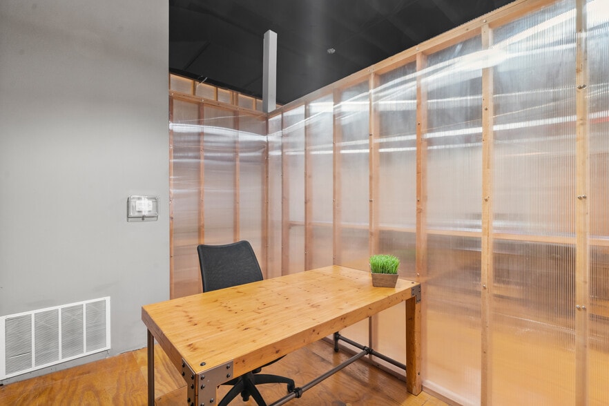 More Photos Of 410 Main St, Racine Office Residential For Sale