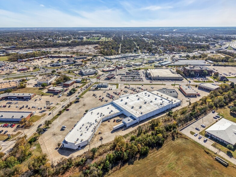 More Photos Of , Sherman General Retail For Sale