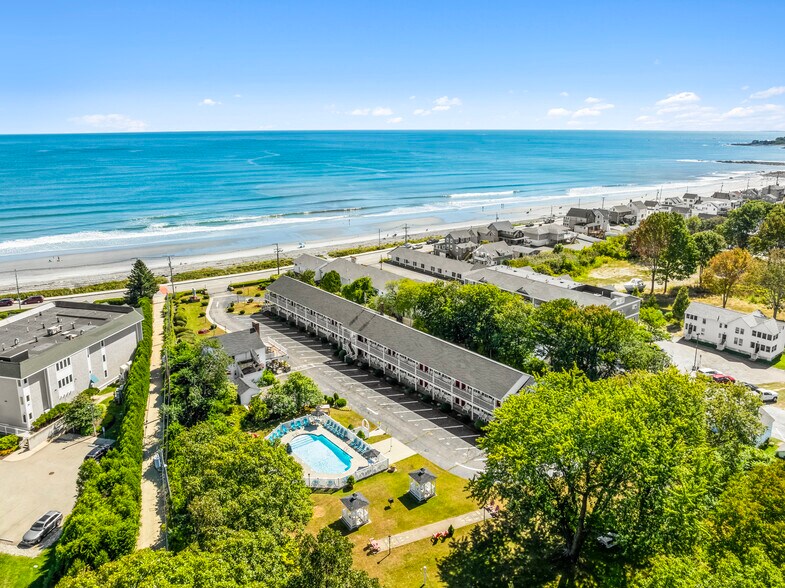 More Photos Of 271 Long Beach Ave, York Beach Hotel For Sale