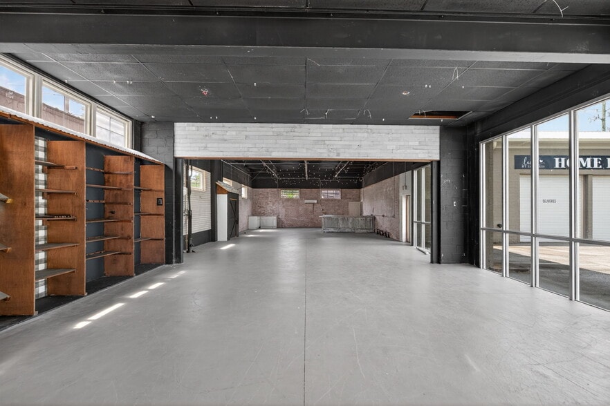 More Photos Of 116 W Bankhead Hwy, Villa Rica Storefront Retail Office For Sale