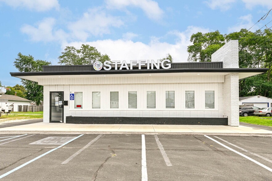 Primary Photo Of 3455 Shelby St, Indianapolis Office For Sale