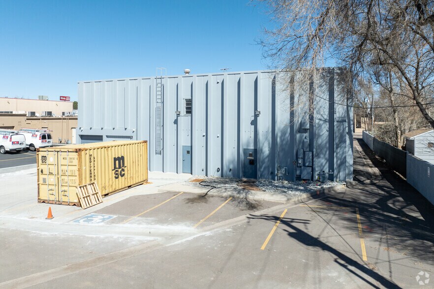 More Photos Of 902 N Circle Dr, Colorado Springs Office For Lease