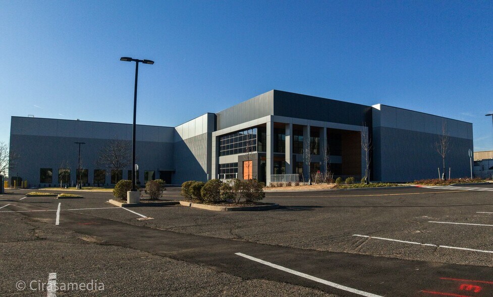 More Photos Of 1488 Route 22, Bridgewater Warehouse For Lease