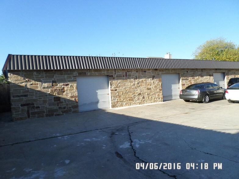 More Photos Of 2222 Cypress Landing Dr, Houston Storefront Retail Office For Sale