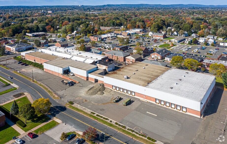 More Photos Of 1170 Main St, Newington Manufacturing For Lease