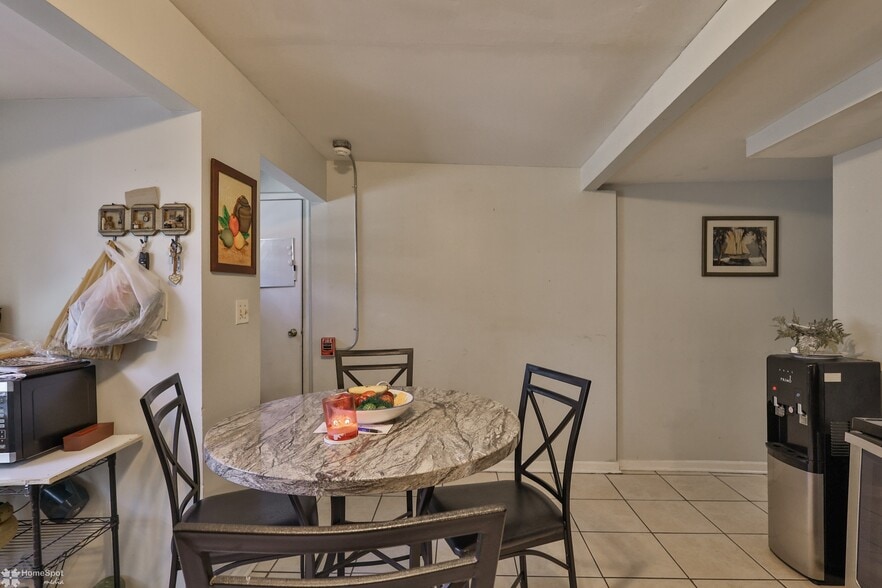 More Photos Of 902 W Wilkes Barre St, Easton Apartments For Sale