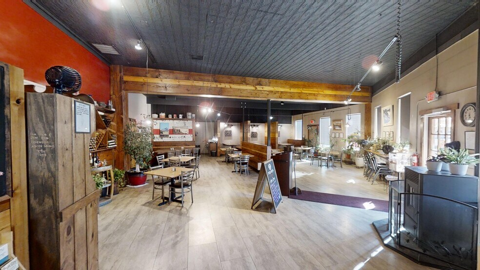 More Photos Of 614 N Bullard St, Silver City Restaurant For Sale