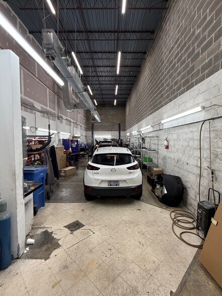 More Photos Of 5707-5709 Arundel Ave, Rockville Warehouse For Sale