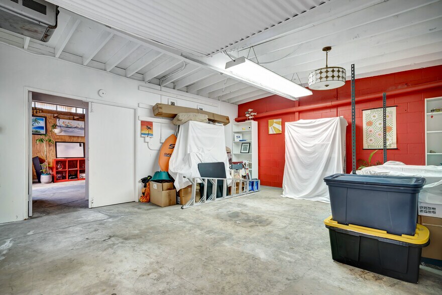 More Photos Of 11915 Inglewood Ave, Hawthorne Medical For Sale