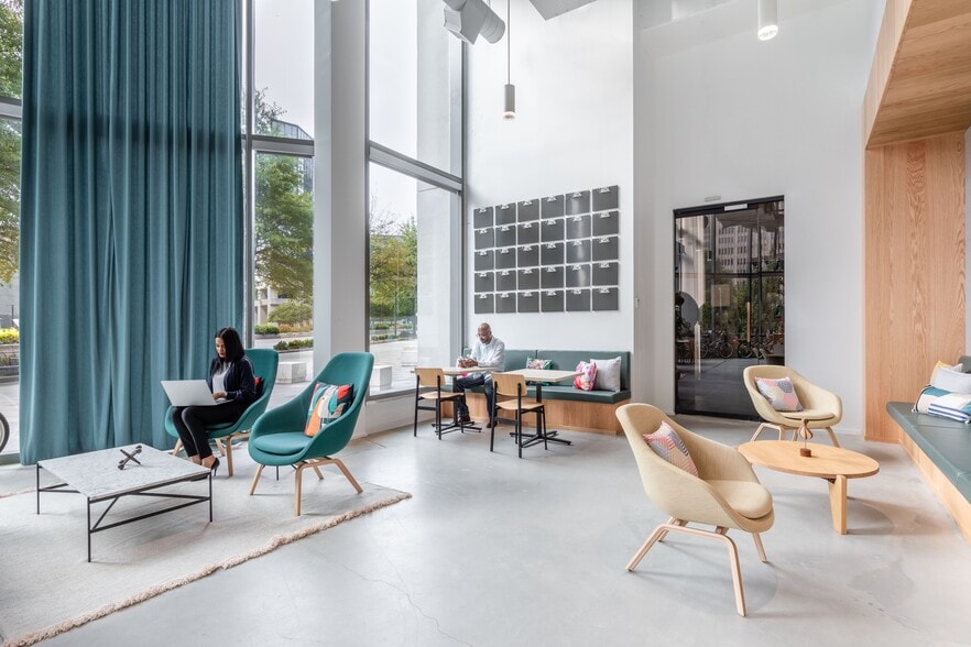 More Photos Of 3372 Peachtree Rd NE, Atlanta Coworking Space