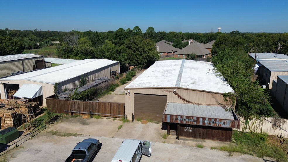 Primary Photo Of 4711 Turner Warnell Rd, Arlington Distribution For Sale